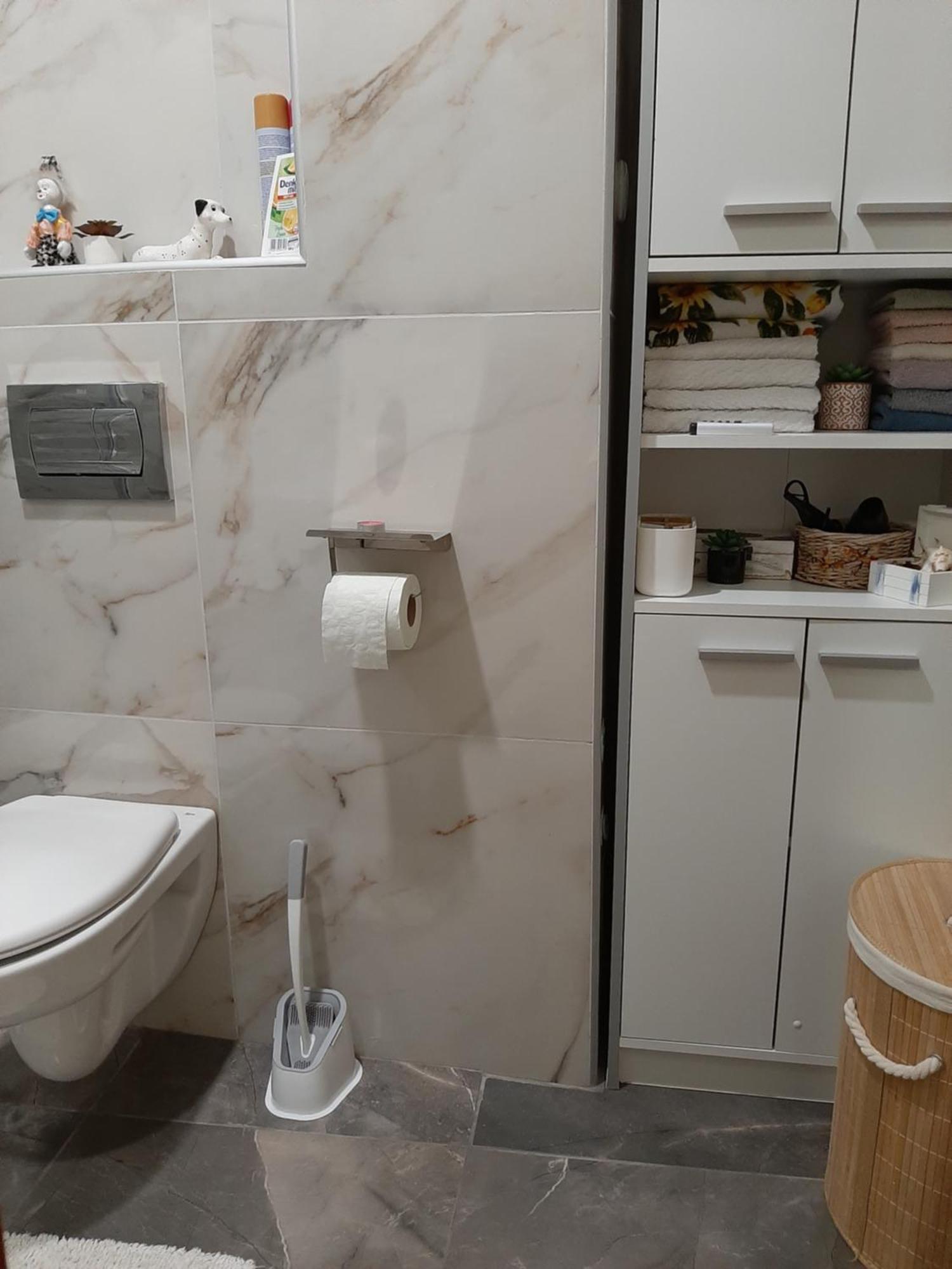 Piccolo Apartment Книн Екстериор снимка